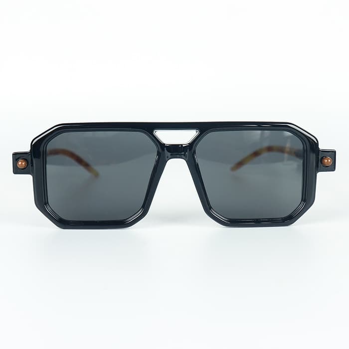 Octave Black