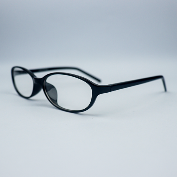 Emer Black Eyeglass 2 LN_1894