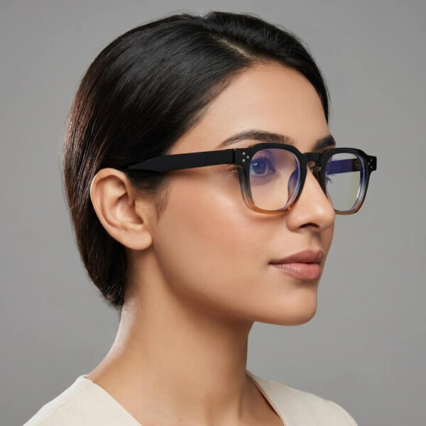 Pilgrim Fire Eyeglass - Image 3