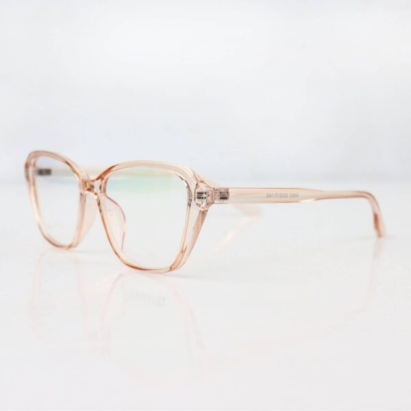 Alternative view of Lume Pink